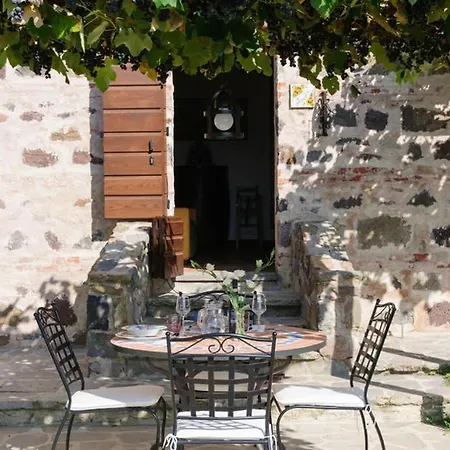 Girasole Overlooking The Orcia Valley In Tuscany Holiday home