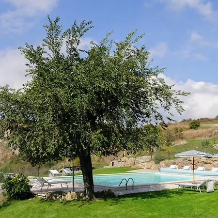 Girasole Overlooking The Orcia Valley In Tuscany Holiday home